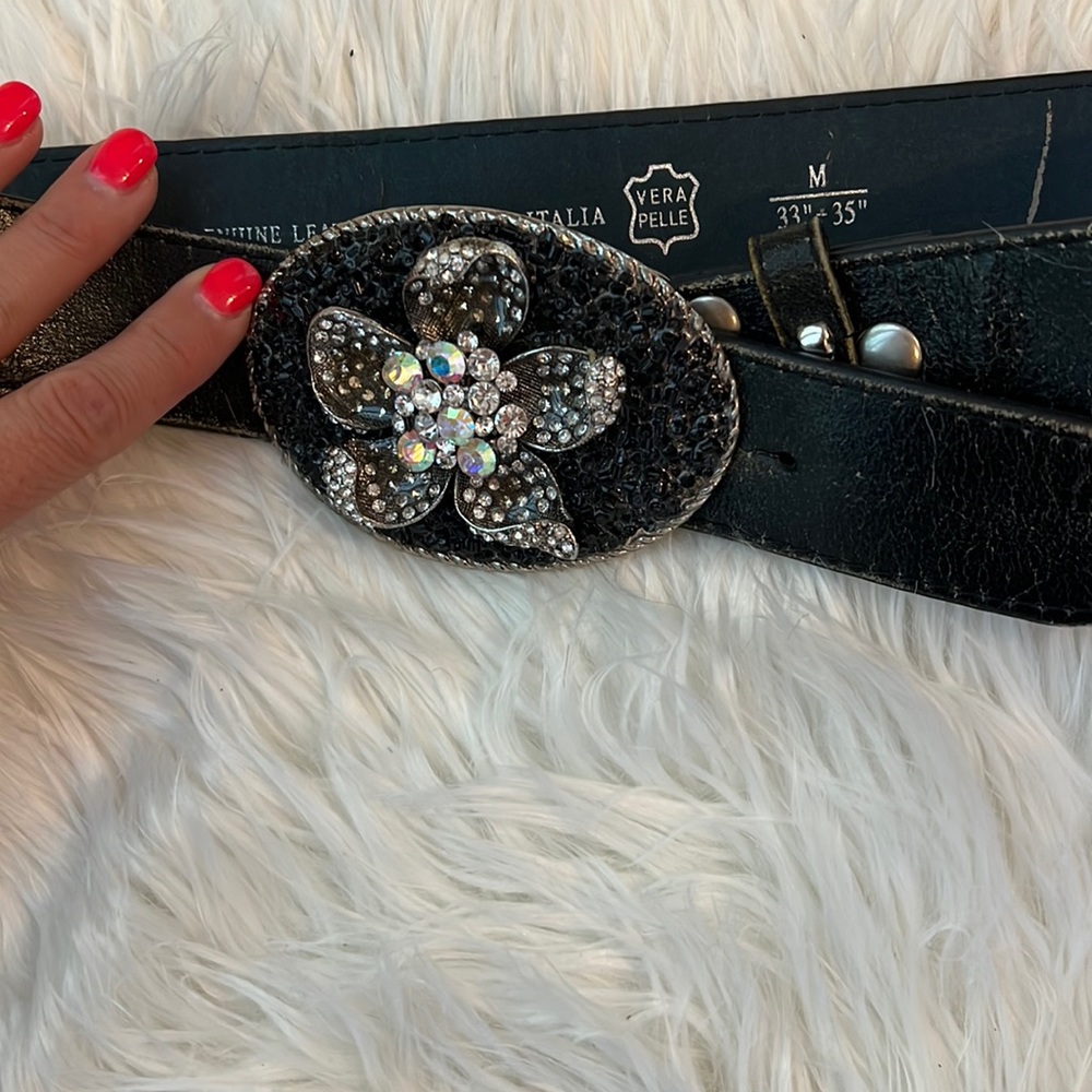 Bella’s Buckle & Belt